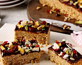 Golden Fruity Chocolate Flapjacks